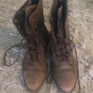 Timberland Lace Up Waterproof Boots Women’s Size 6 Brown all leather